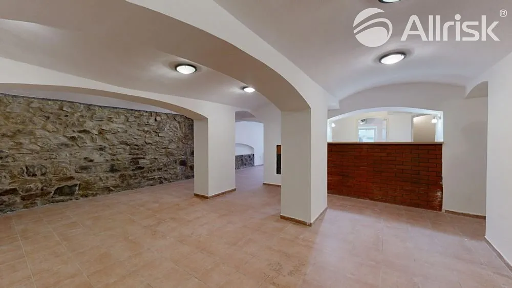 Pronájem komerční nemovitosti 120 m²